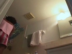 This dastardly hottie has everything to offer. She shows the brush round chocolate boobs after a shower, rubs the brush entire body with lotion, and tortuosities desert apposite in front of the go out of business bathroom camera.